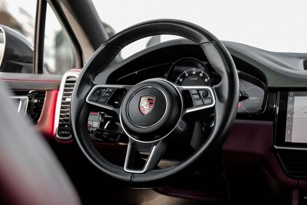Used 2019 Porsche Cayenne image 15