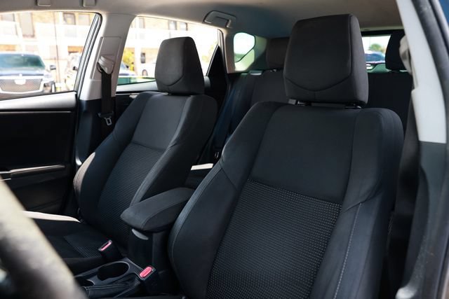 Used 2017 Toyota Corolla iM FWD image 9