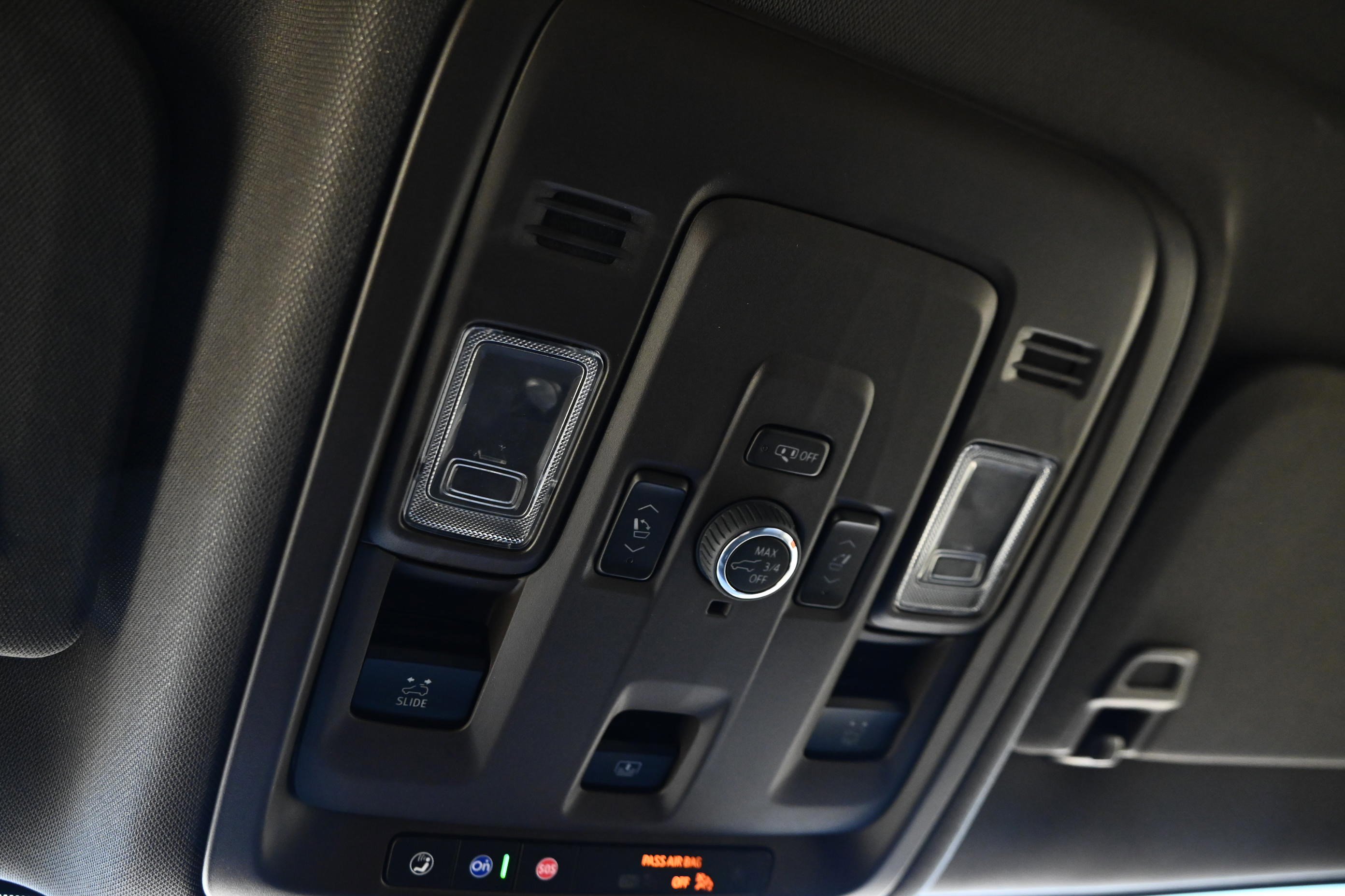 Used 2025 Chevrolet Tahoe LT w/ Comfort Package image 37