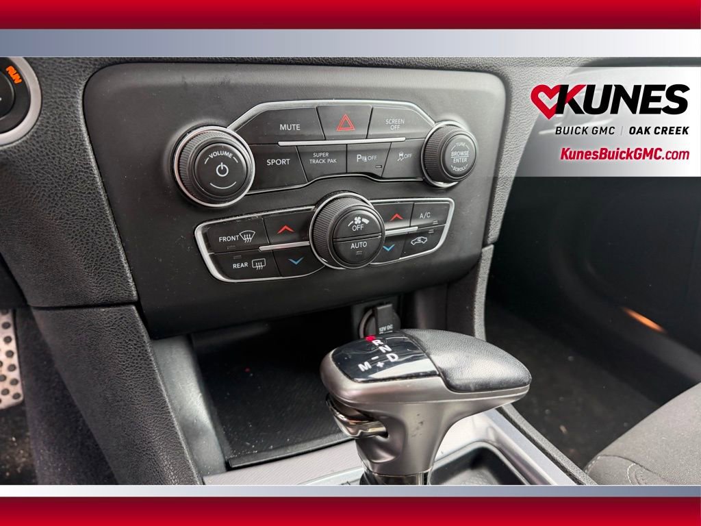 Used 2020 Dodge Charger GT RWD image 13