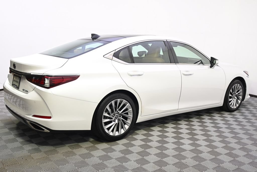 Used 2020 Lexus ES 350 Ultra Luxury w/ Accessory Package 2 FWD image 7