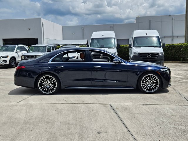 Used 2022 Mercedes-Benz S 580 4MATIC Sedan image 4