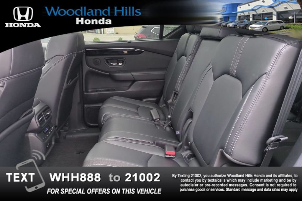 Certified 2025 Honda Pilot Touring image 21