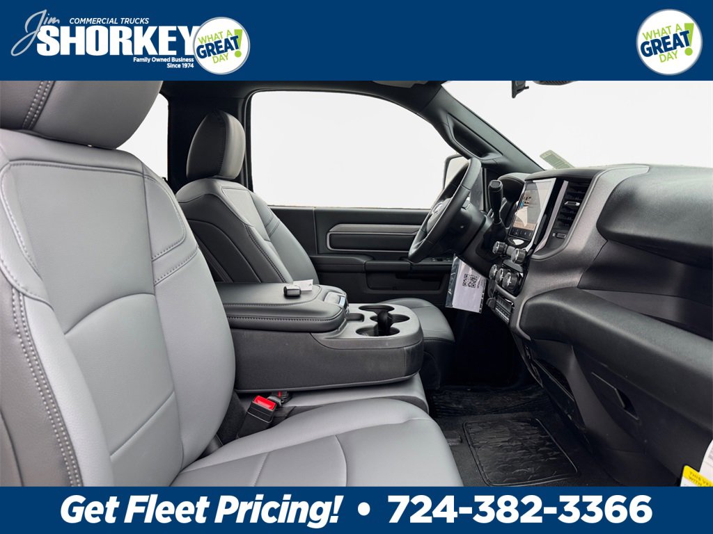 New 2026 RAM 3500 Tradesman w/ Chrome Appearance Group image 23