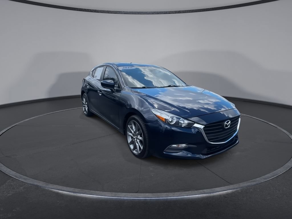 Used 2018 MAZDA MAZDA3 Touring FWD image 3