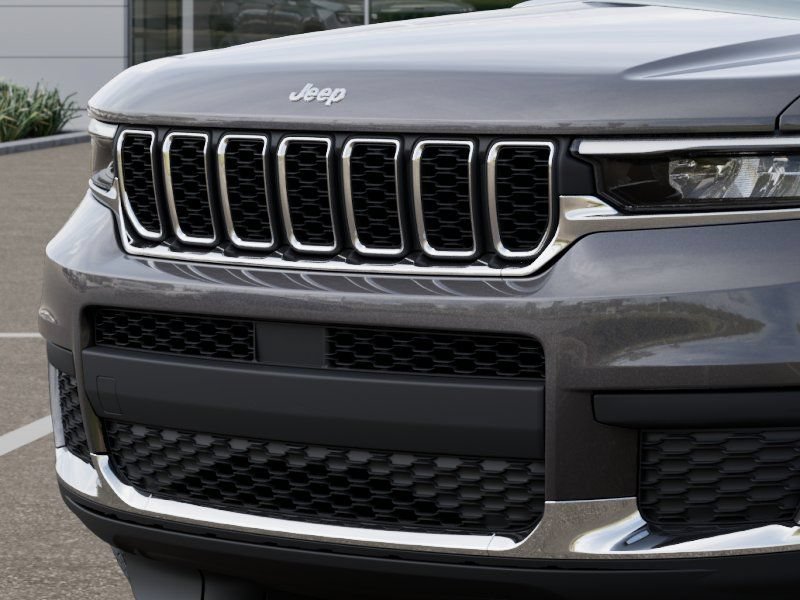 New 2026 Jeep Grand Cherokee L Laredo AWD/4WD image 11