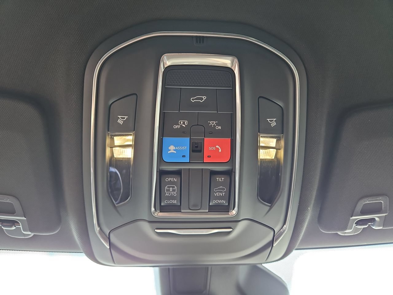 New 2026 Jeep Grand Cherokee Altitude AWD/4WD image 23