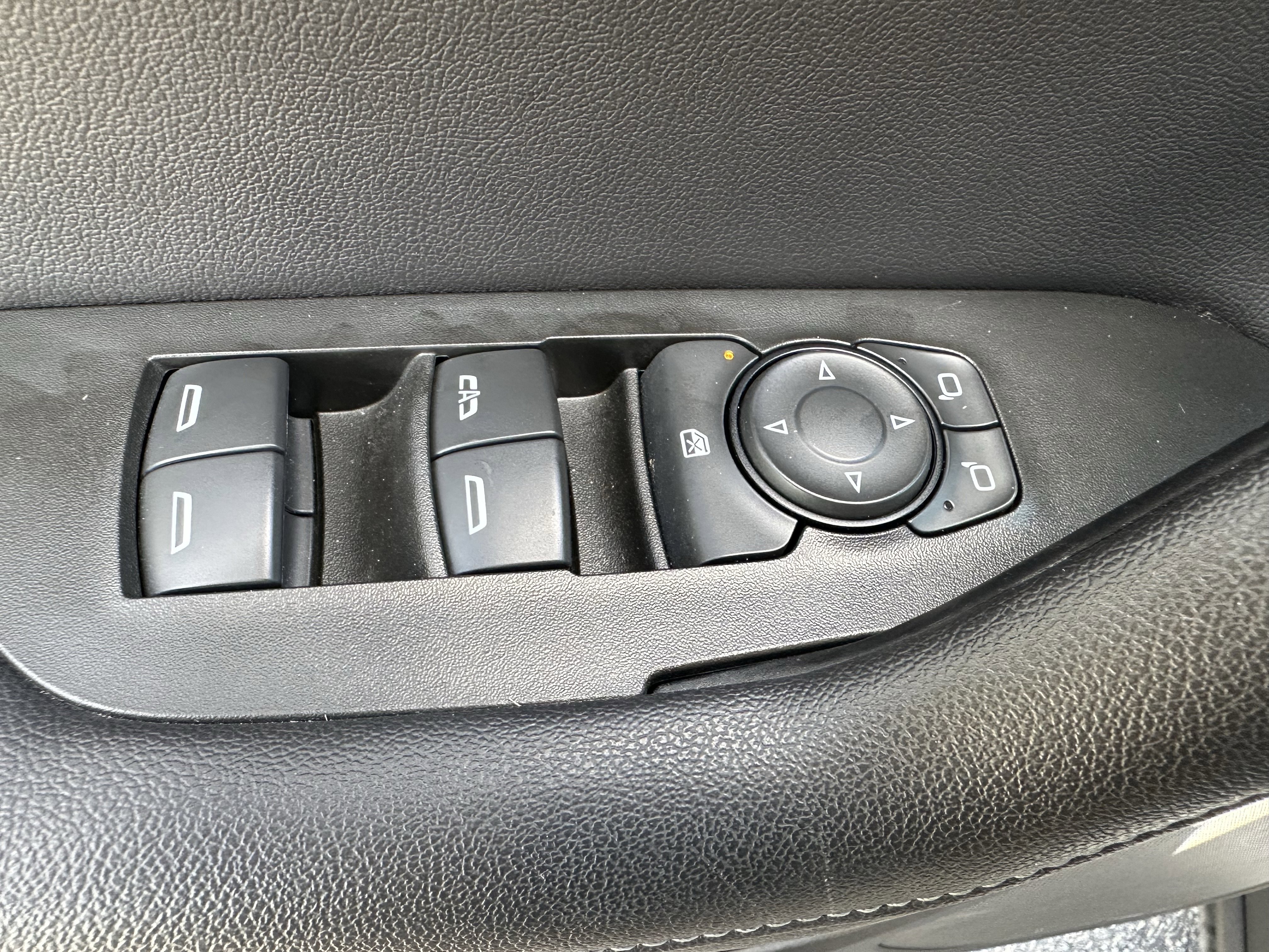 Used 2022 Chevrolet Blazer LT image 15