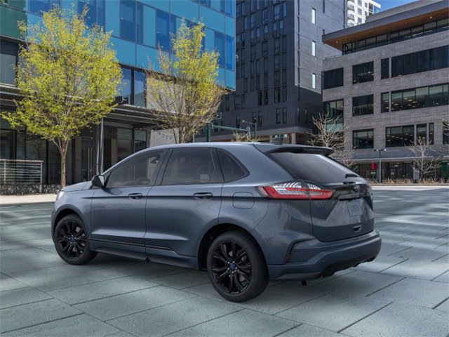 New 2024 Ford Edge SE w/ Black Appearance Package image 4