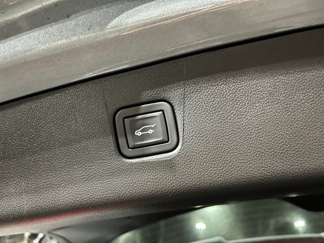 Used 2024 Chevrolet Blazer LT w/ Convenience Package FWD image 9