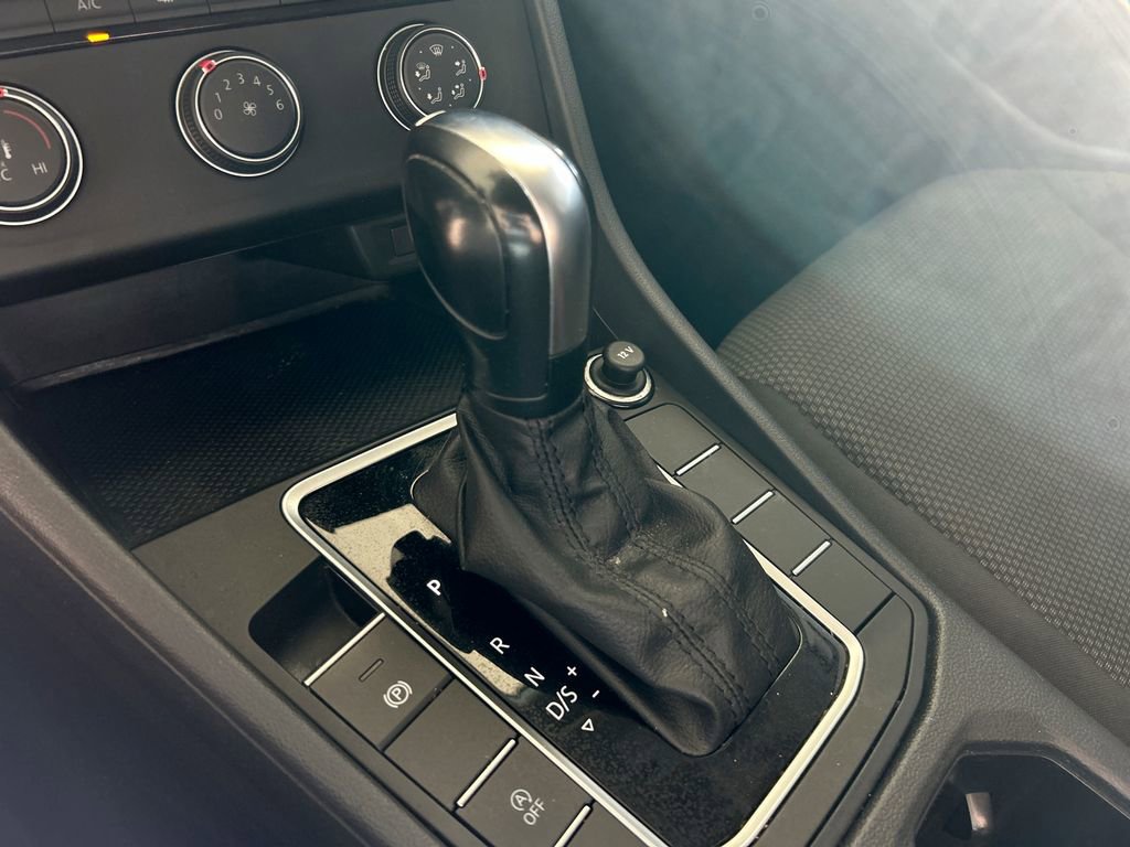 Used 2020 Volkswagen Jetta S FWD image 28