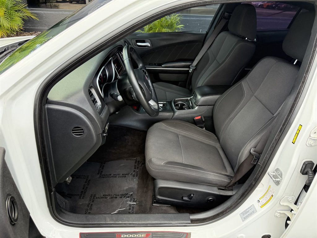 Used 2018 Dodge Charger SXT Plus RWD image 13