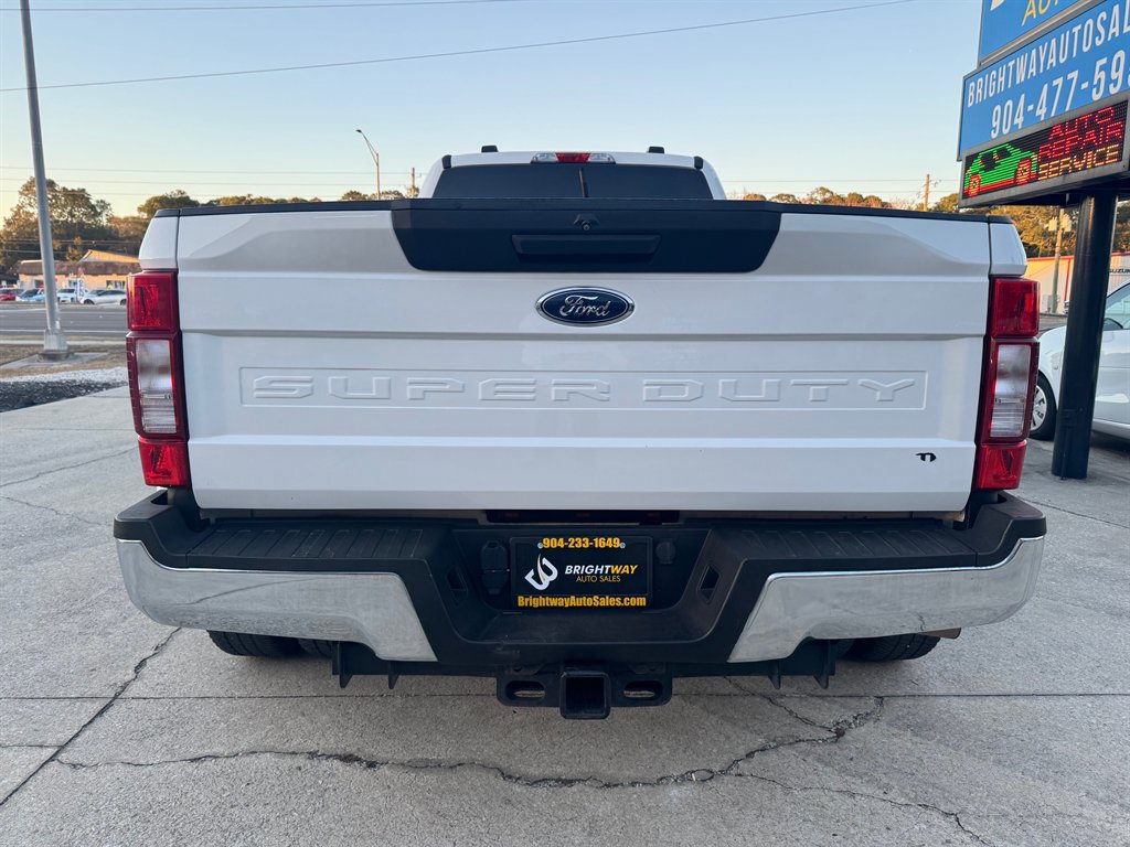 Used 2021 Ford F350 XLT AWD/4WD image 6