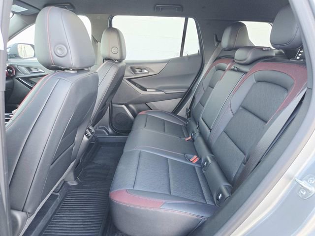 Used 2025 Chevrolet Equinox RS image 9