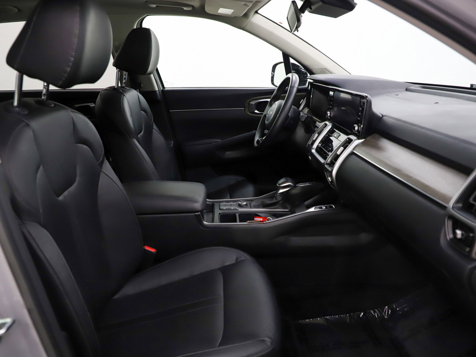 Used 2022 Kia Sorento S w/ Panoramic Sunroof Package image 12