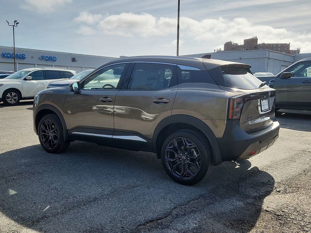 New 2026 Nissan Kicks SR FWD image 3
