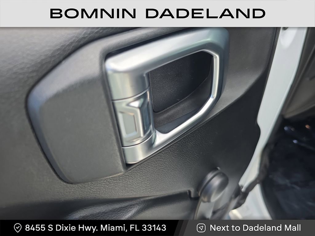 Used 2019 Jeep Wrangler Unlimited Sport image 15