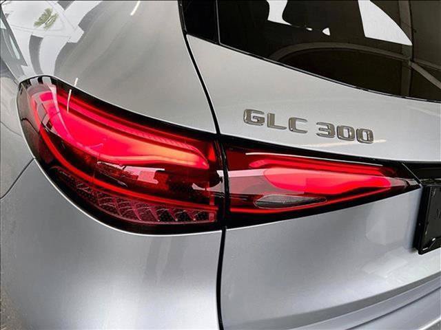New 2026 Mercedes-Benz GLC 300 image 27