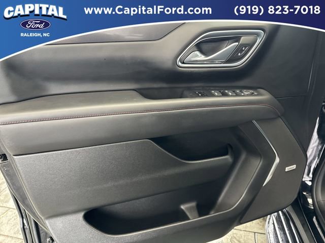 Used 2024 Chevrolet Suburban RST w/ Luxury Package AWD/4WD image 20