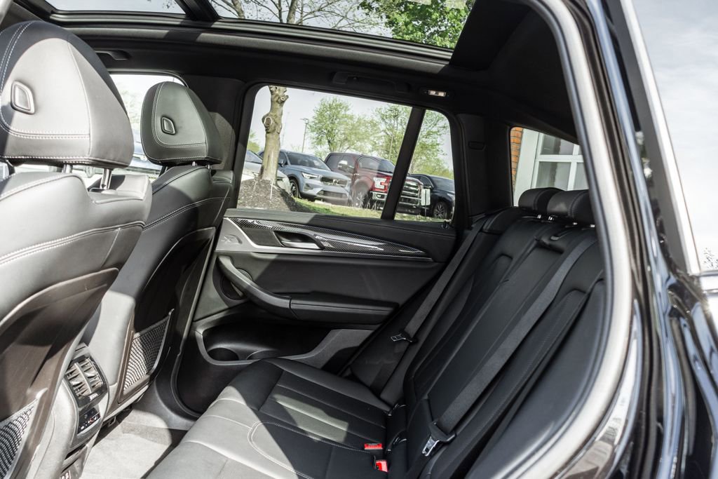 Used 2023 BMW X3 M40i w/ Parking Assistance Package image 25