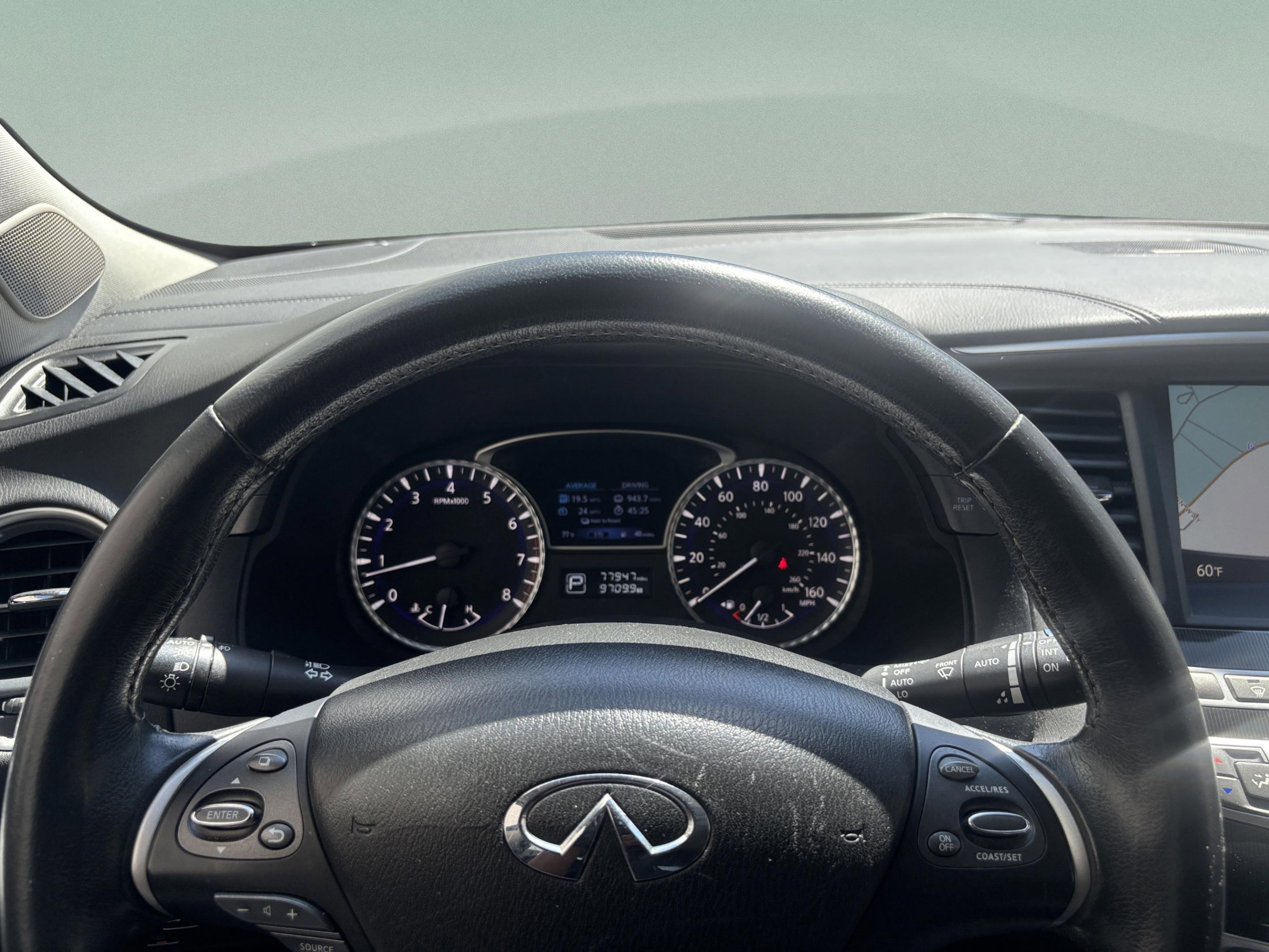 Used 2019 INFINITI QX60 Luxe w/ Essential Package image 13