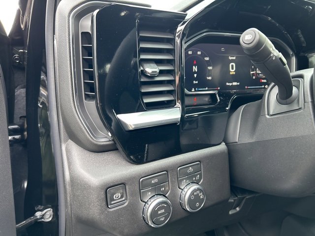 New 2026 GMC Sierra 1500 SLE w/ Preferred Package image 18