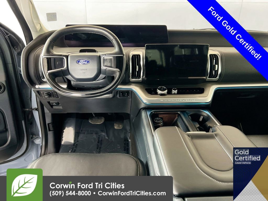 Certified 2025 Ford Expedition Max Platinum image 28