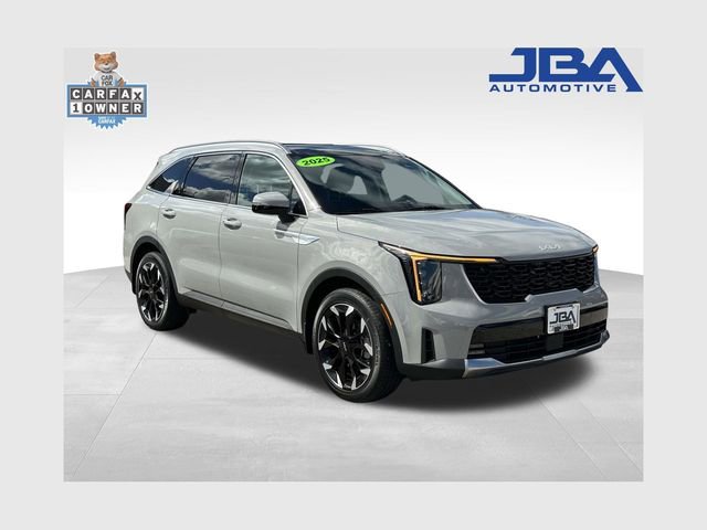 Used 2025 Kia Sorento EX w/ Panoramic Sunroof Package