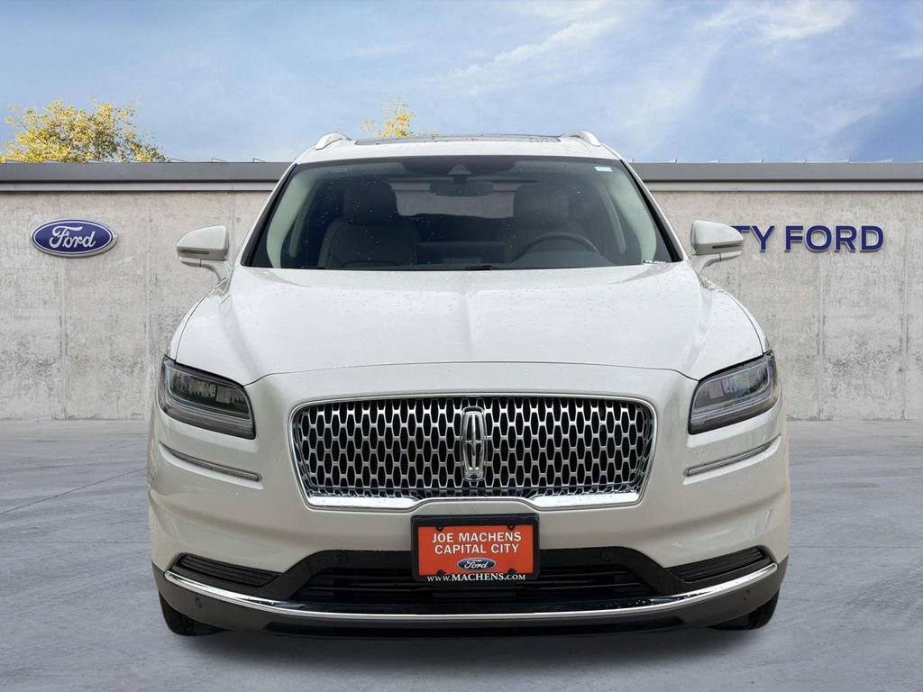 Used 2023 Lincoln Nautilus Reserve w/ Equipment Group 201A image 10