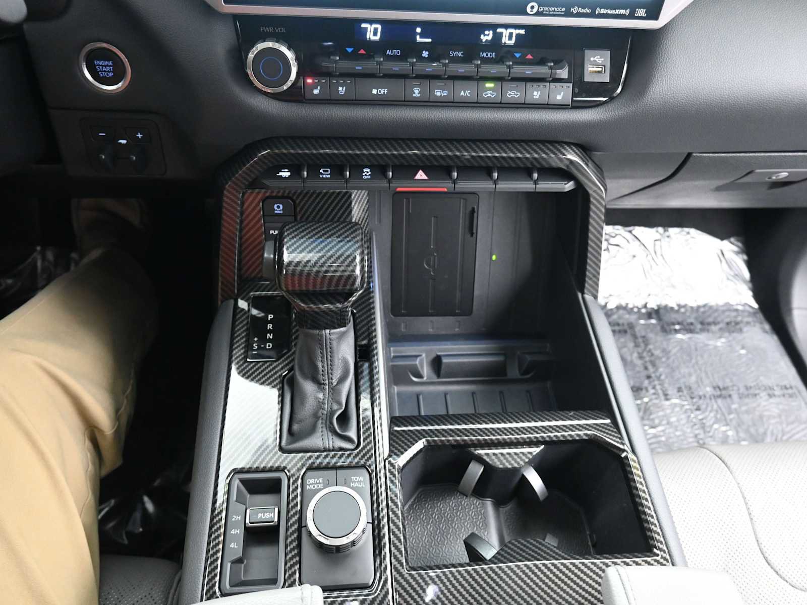 Used 2023 Toyota Tundra Limited image 15