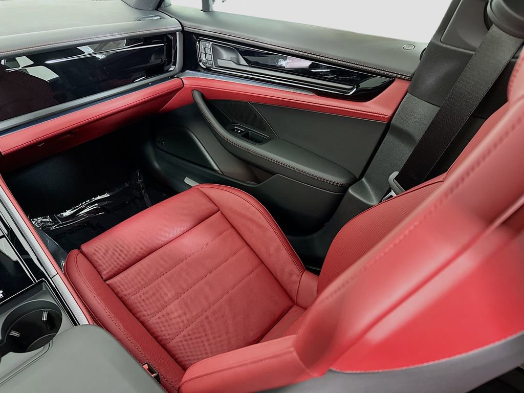 New 2026 Porsche Panamera image 26
