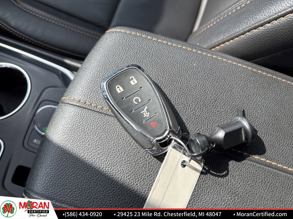Used 2020 Chevrolet Traverse RS w/ LPO, Floor Liner Package FWD image 35