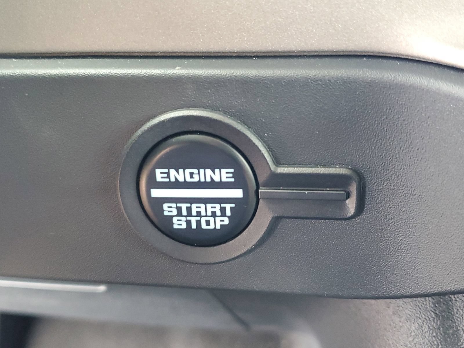 Certified 2025 Ford Bronco Outer Banks AWD/4WD image 30