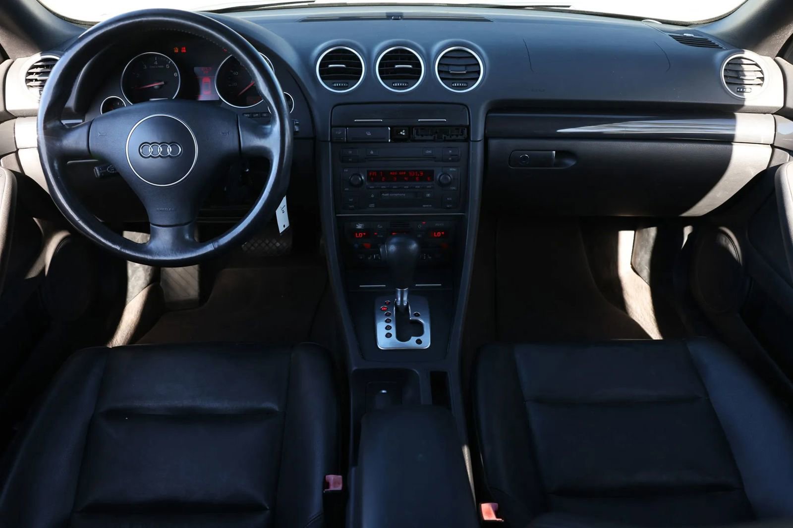 Used 2004 Audi A4 1.8T FWD image 2