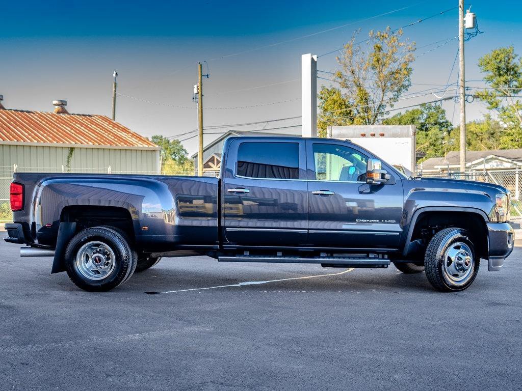 Used 2016 GMC Sierra 3500 Denali w/ Duramax Plus Package AWD/4WD image 2