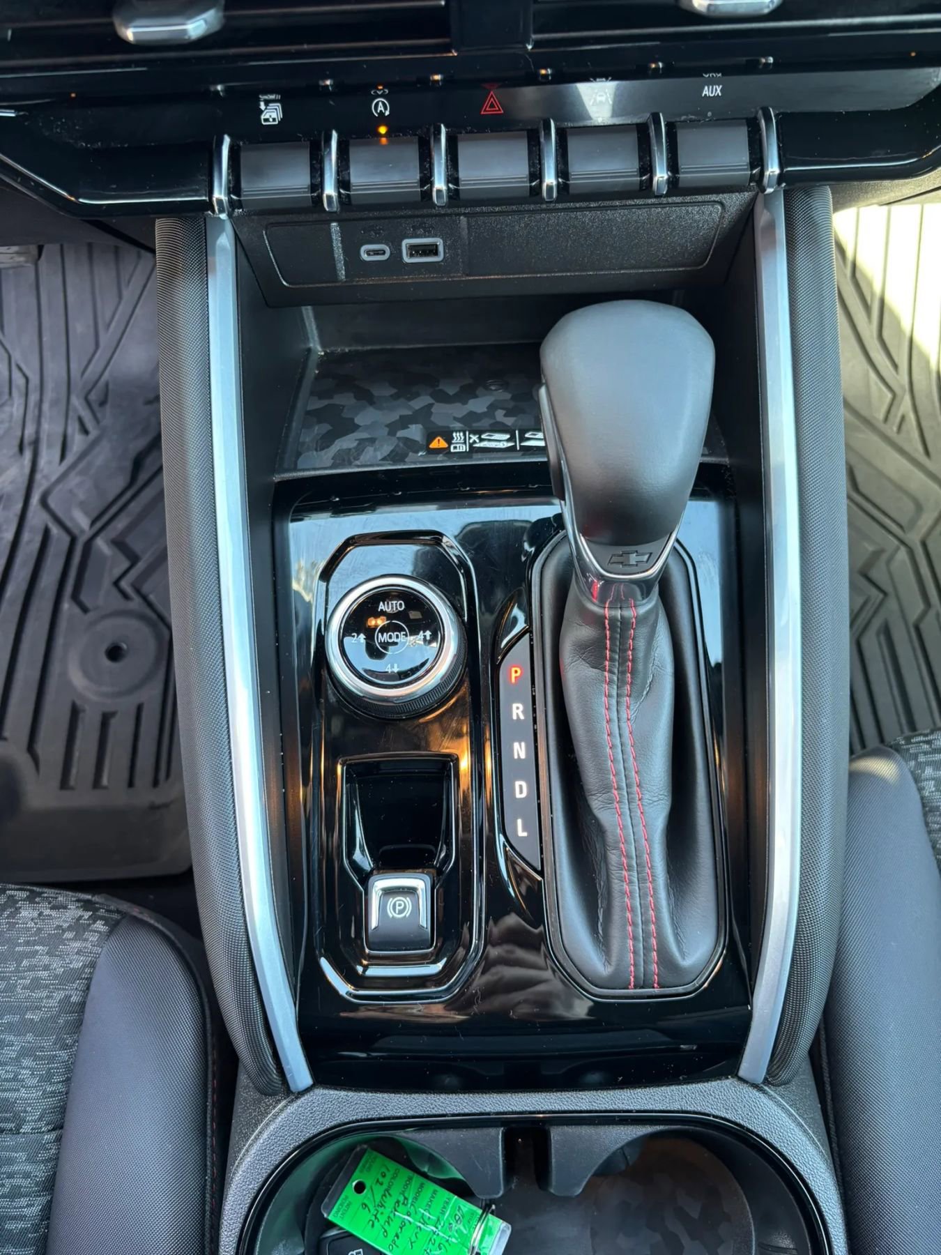 Used 2025 Chevrolet Colorado Z71 image 21