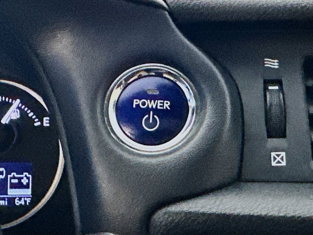 Used 2011 Lexus CT 200h Premium w/ Premium Audio Pkg FWD image 27
