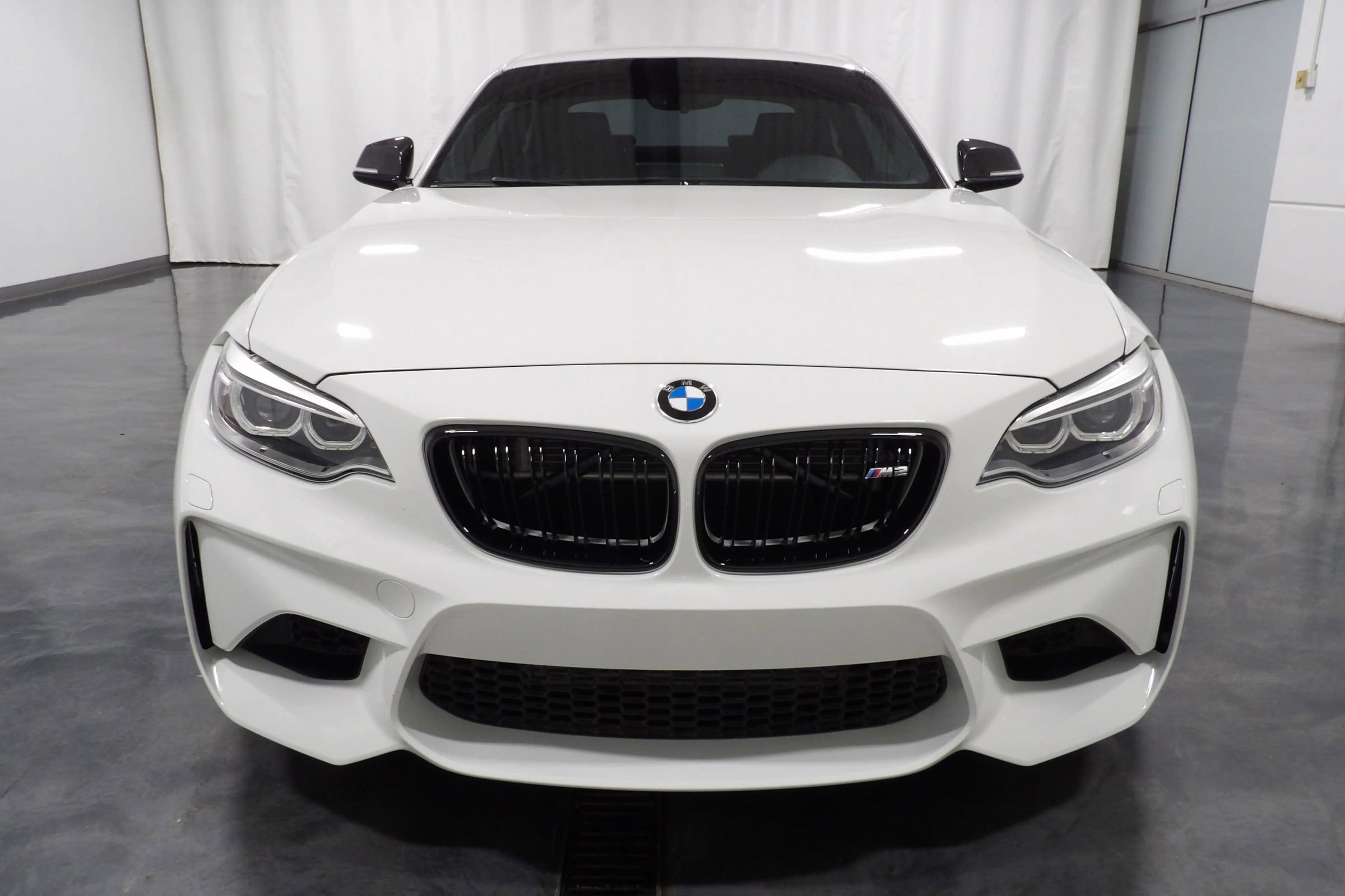 Used 2017 BMW M2 RWD image 3