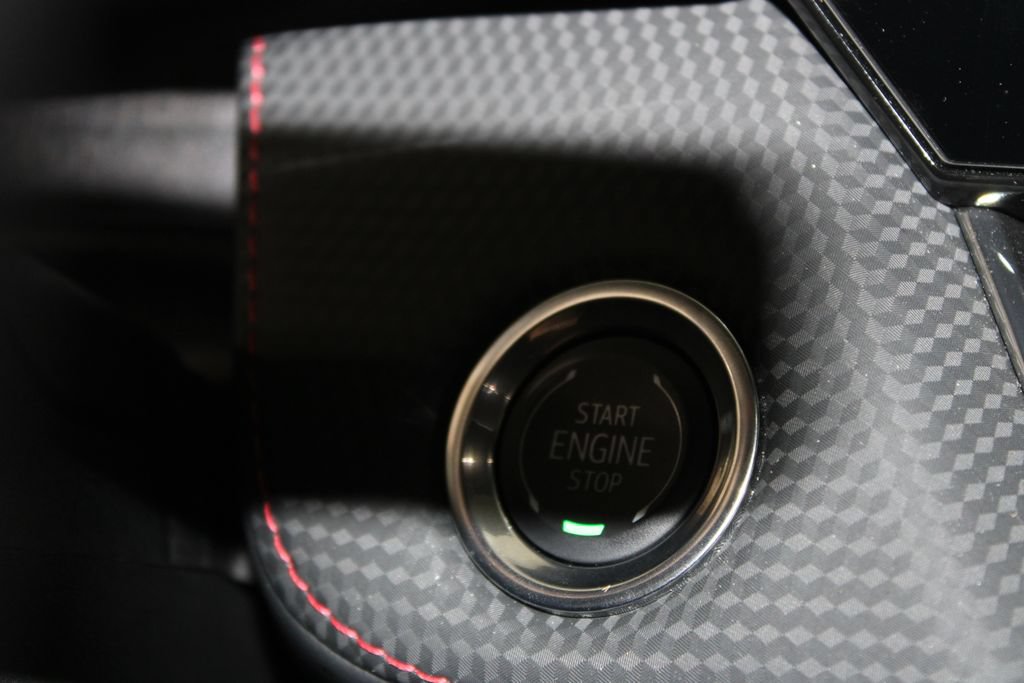 Used 2026 Chevrolet Equinox RS FWD image 38