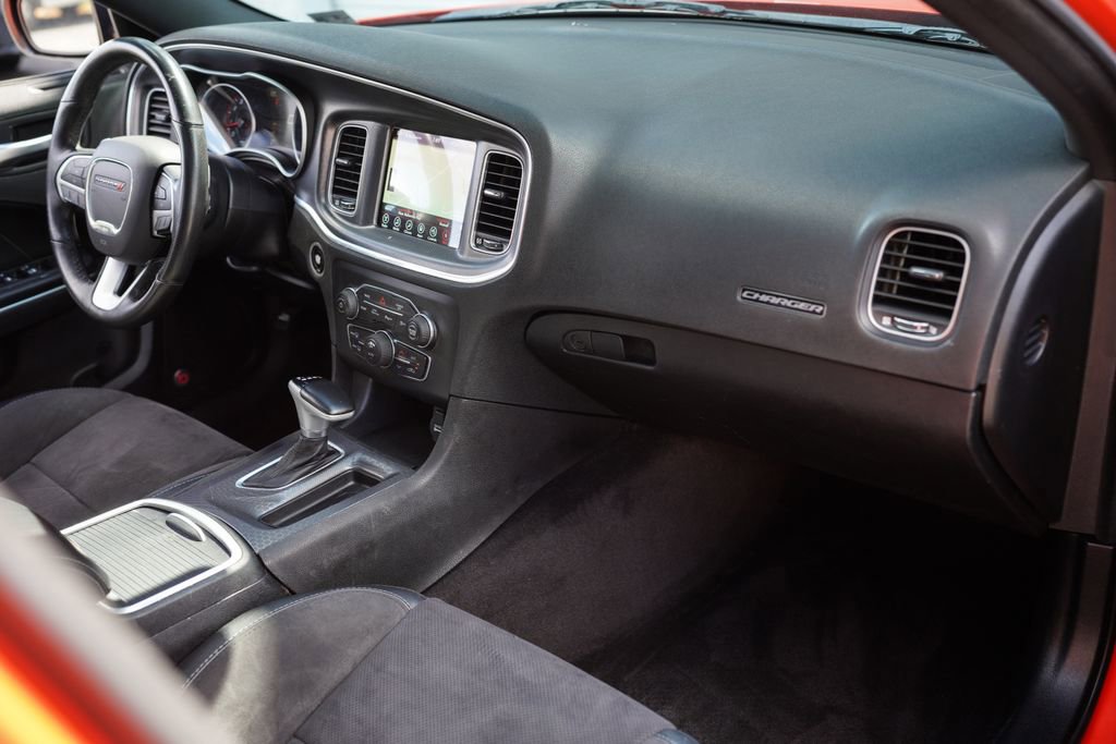 Used 2017 Dodge Charger R/T Scat Pack w/ Beats Audio Group image 19
