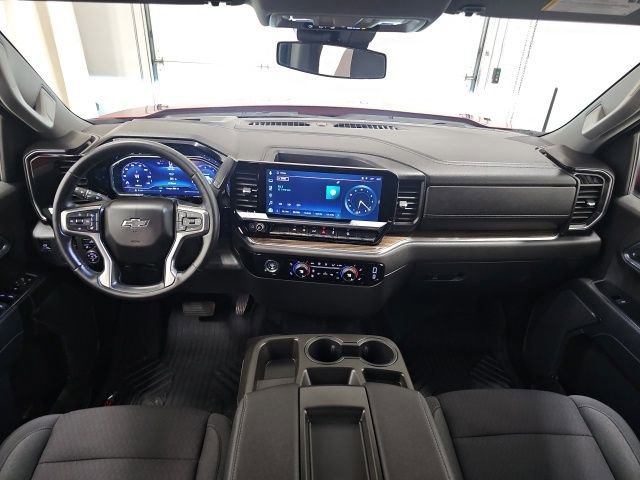 Used 2023 Chevrolet Silverado 1500 RST AWD/4WD image 29