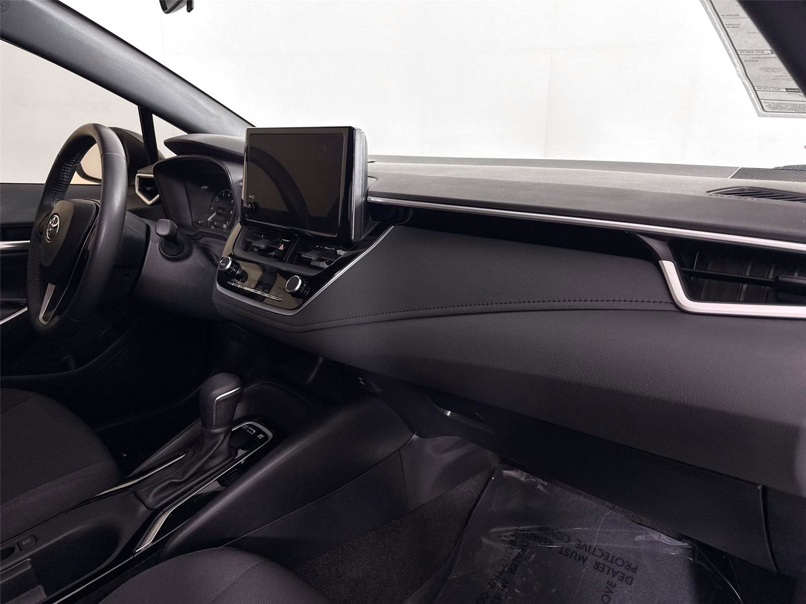 Certified 2024 Toyota Corolla SE image 38