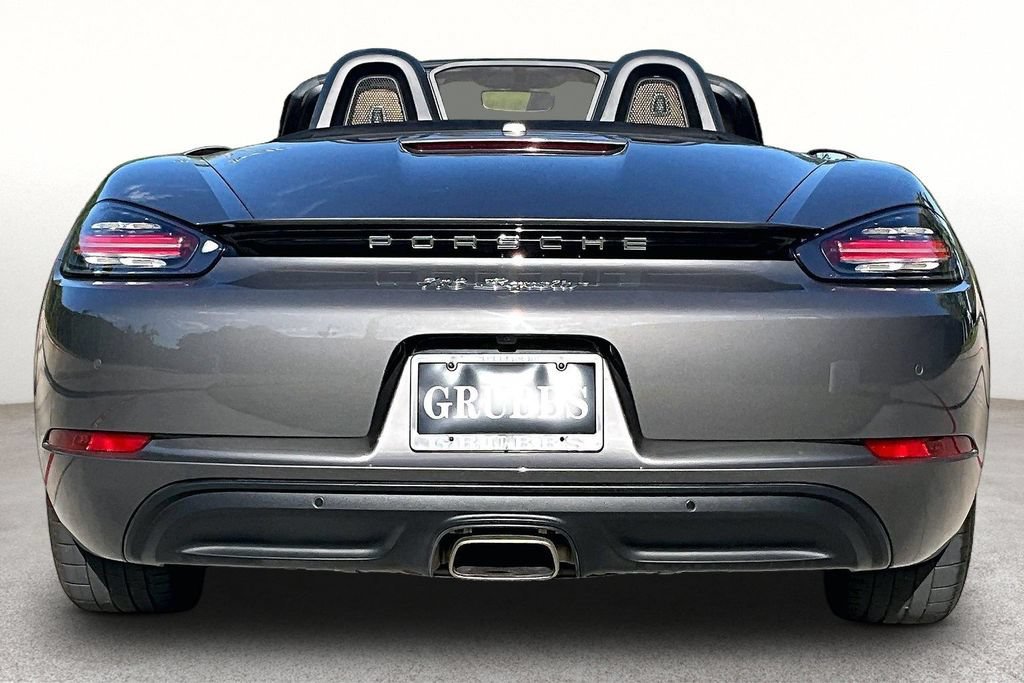 Used 2017 Porsche 718 Boxster RWD image 5