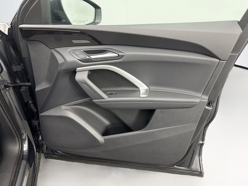 Used 2025 Audi Q5 Premium Plus image 26