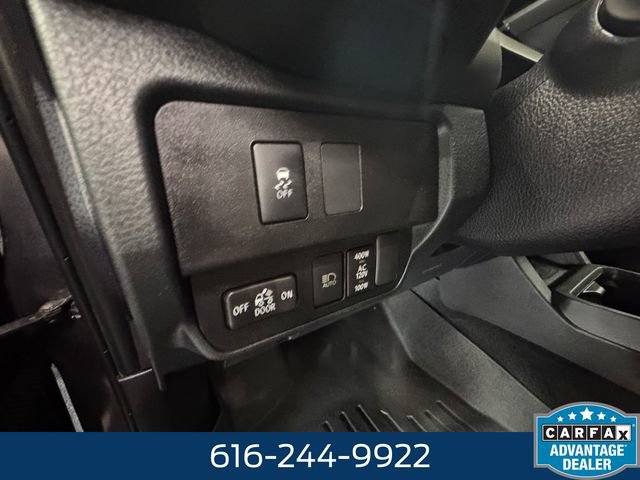 Used 2022 Toyota Tacoma TRD Off-Road AWD/4WD image 22