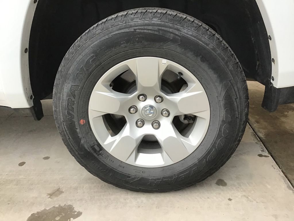 Used 2025 RAM 1500 Big Horn image 29