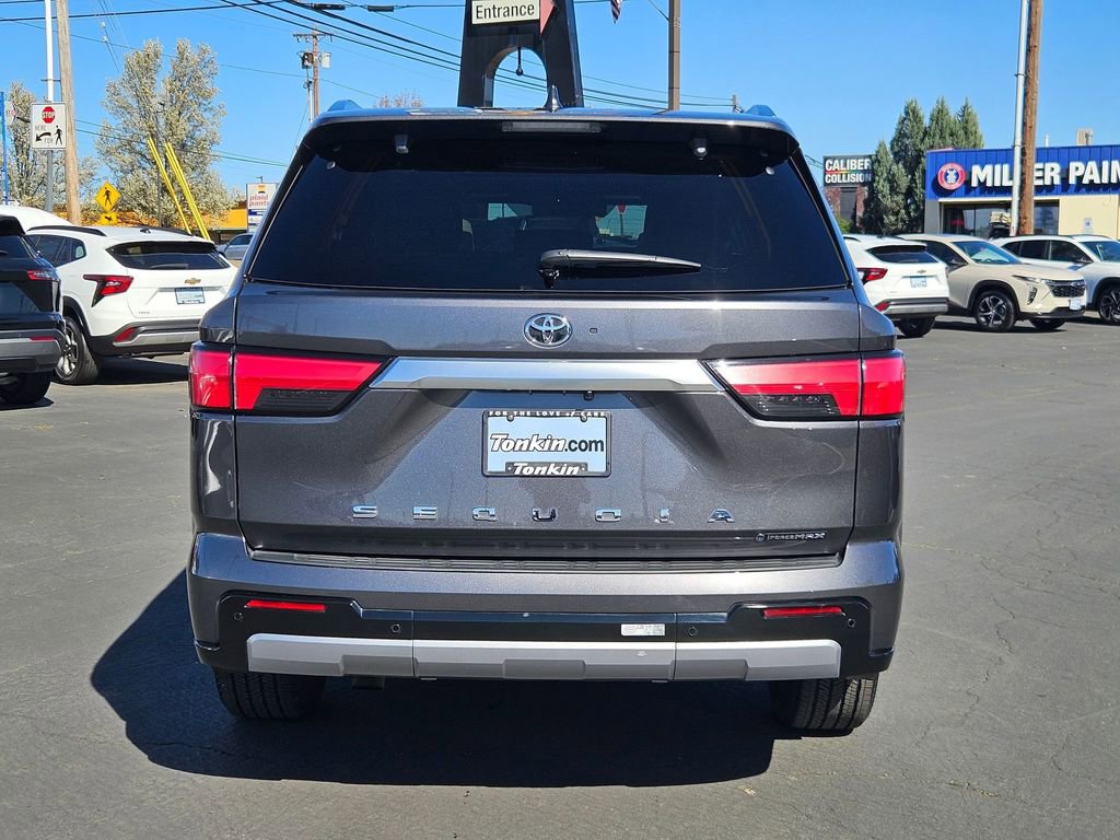 Used 2025 Toyota Sequoia Capstone image 5