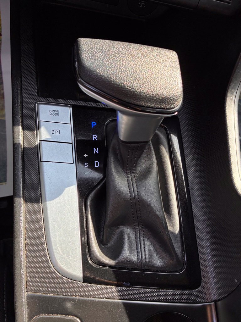 Certified 2024 Hyundai Elantra SEL FWD image 36