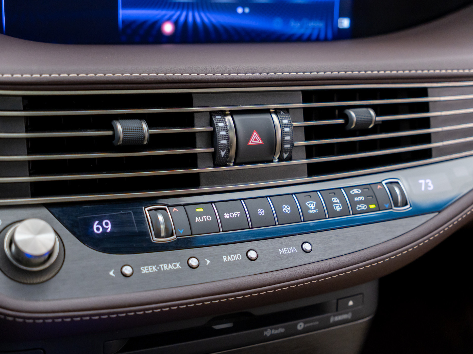 Used 2020 Lexus LS 500 AWD w/ Interior Upgrade Package image 24