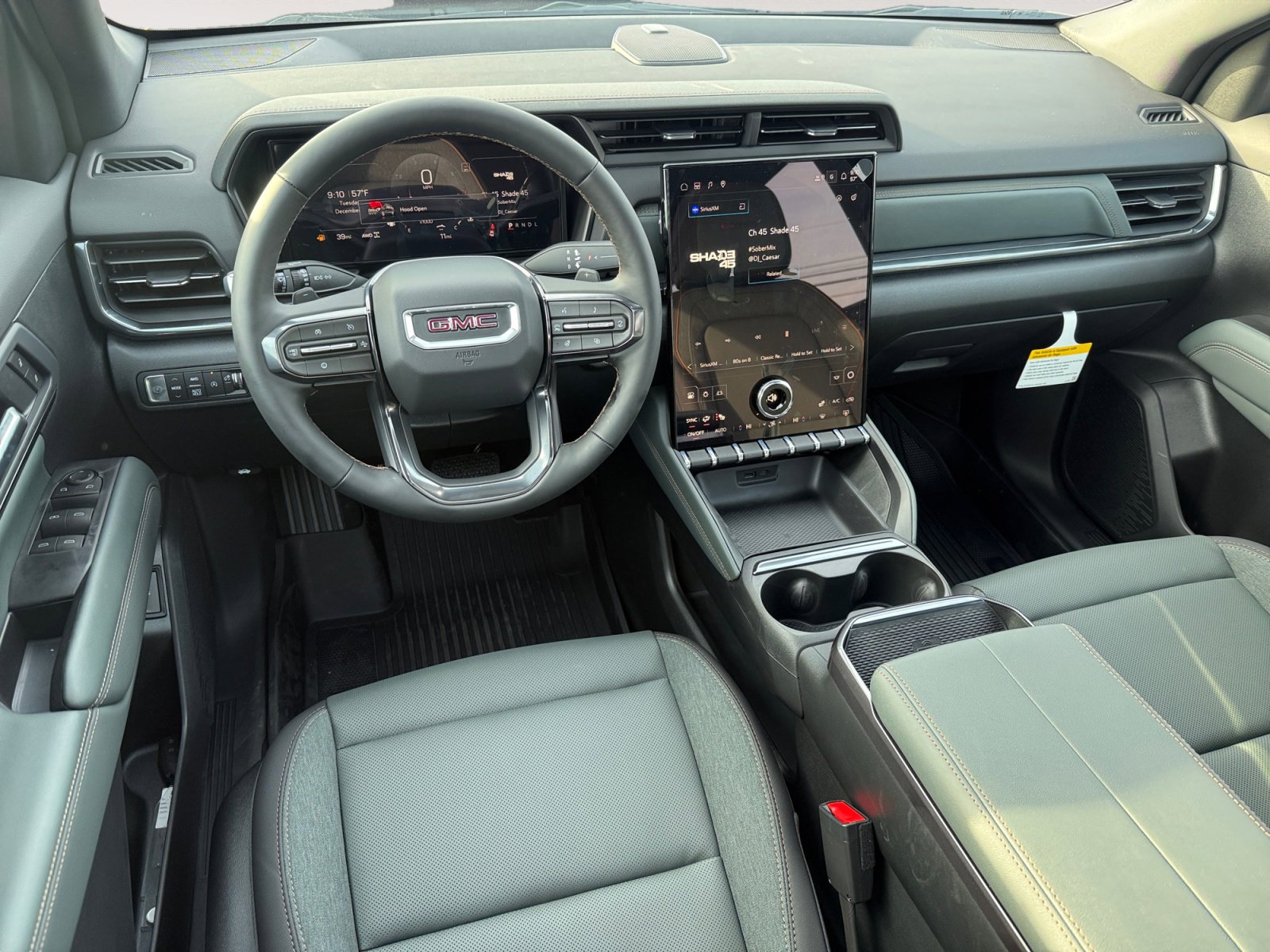 New 2026 GMC Terrain AT4 w/ Technology Package II image 15